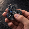 Spinner Knight Mini 3.0 : noir tenu en main